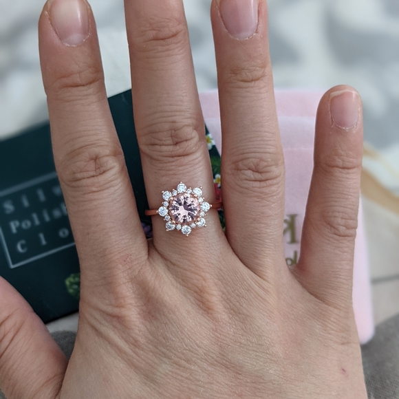 Sterling silver ring SZ 8 - Picture 1 of 5